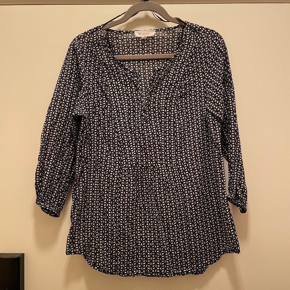 Two by Vince Camuto Black & White Tunic